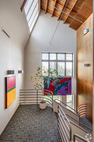 701 Kenmore Ave, Fredericksburg, VA à vendre - Hall d’entrée – Image 3 sur 12