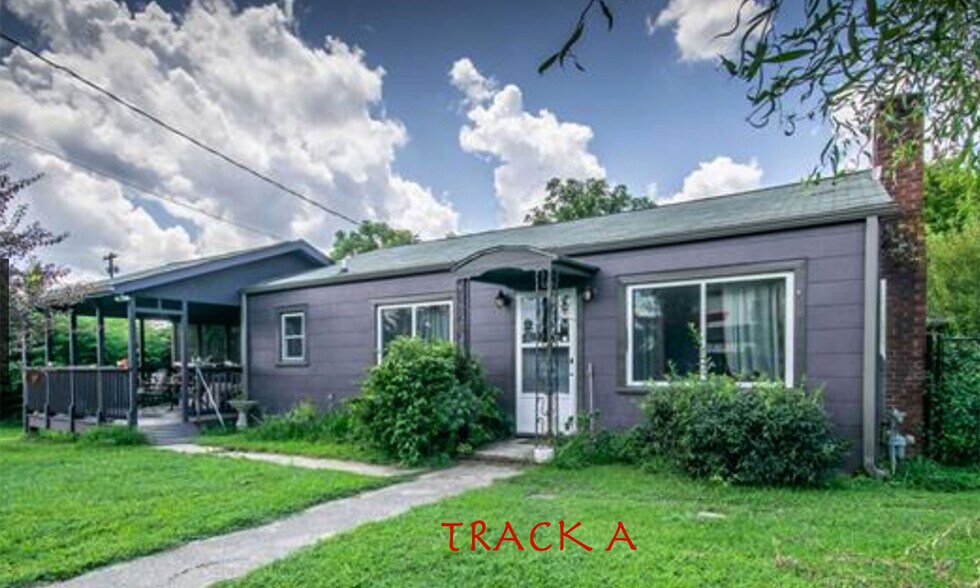 307-321 S Washington St, Hendersonville, NC à louer - Photo de l’immeuble – Image 3 sur 47