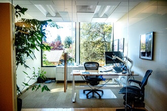 335 Bryant St, Palo Alto, CA à louer Photo intérieure– Image 2 sur 7