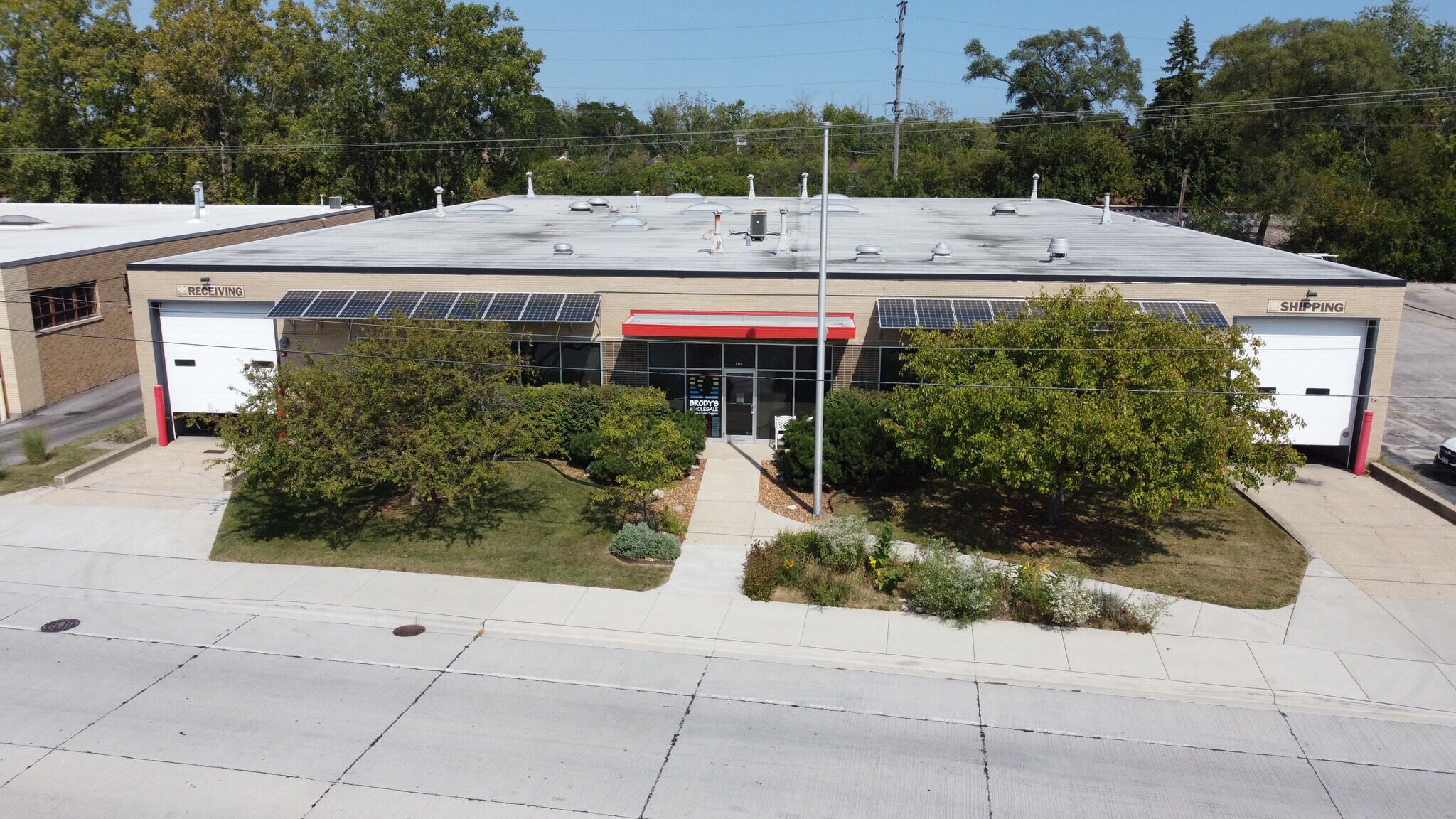 2415 Braga Dr, Broadview, IL à vendre Photo principale– Image 1 sur 15