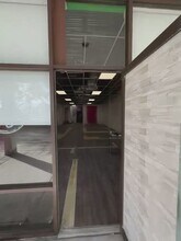 2601-2675 S Military Trl, West Palm Beach, FL à louer - Vidéo sur l’annonce professionnelle 