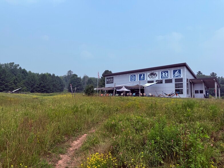 35265 S Co Hwy, Bayfield, WI à vendre - Photo de l’immeuble – Image 2 sur 9