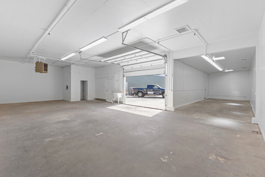 1580 Wallace Ave, San Francisco, CA à vendre - Photo de l’immeuble – Image 3 sur 4