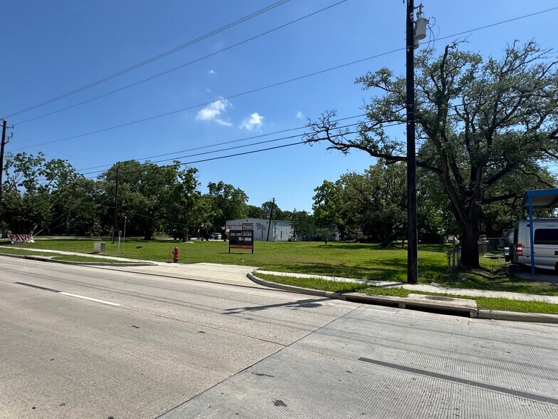 2818 Bayport Blvd, Seabrook, TX à vendre - Photo de l’immeuble – Image 2 sur 23