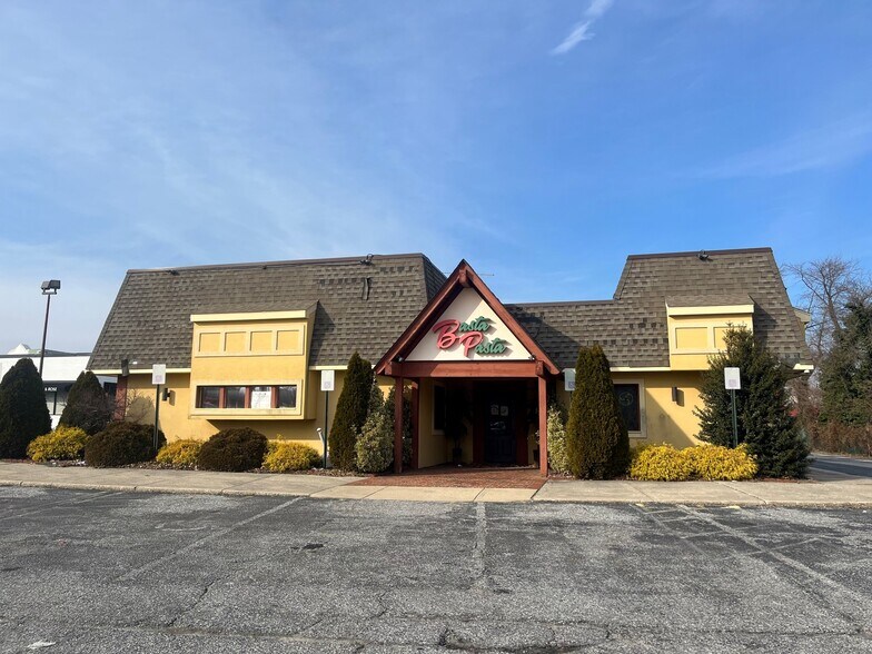60 W Timonium Rd, Timonium, MD à vendre - Photo principale – Image 1 sur 4