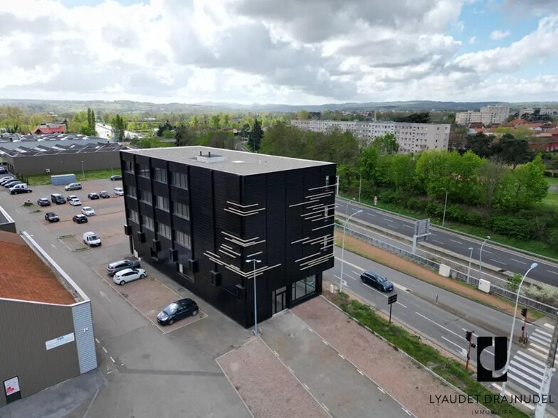 Bureau dans Roanne à vendre - Photo de l’immeuble – Image 3 sur 7