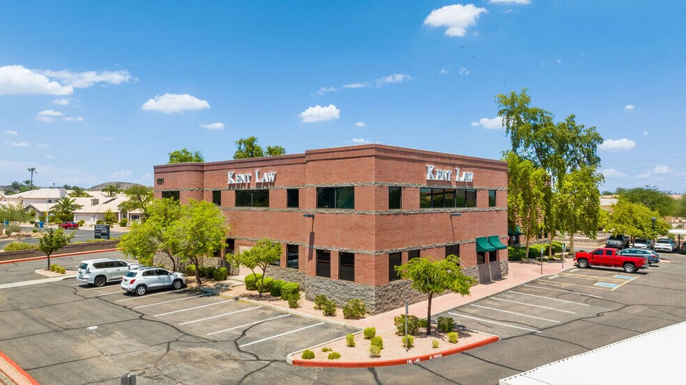 4001 E Mountain Sky Ave, Phoenix, AZ à louer - Photo de l’immeuble – Image 2 sur 16