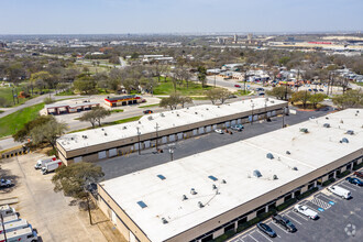 5600-5624 Randolph Blvd, San Antonio, TX - VUE AÉRIENNE  vue de carte - Image1