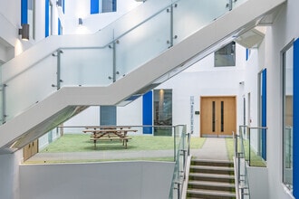 Queensway, Newport à louer Photo intérieure– Image 2 sur 3