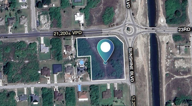 3107 23rd St SW, Lehigh Acres, FL à vendre Photo de l’immeuble– Image 1 sur 3