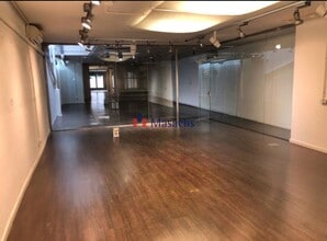 Local commercial dans Barcelone, Barcelona à louer Photo intérieure– Image 2 sur 25