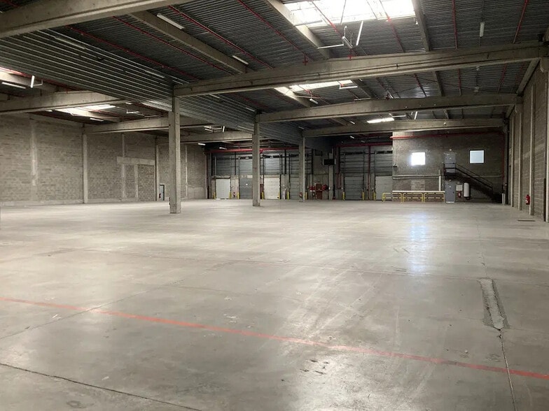 17 Rue André Sentuc, Vénissieux à louer - Photo intérieure – Image 3 sur 6