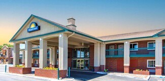 Plus de détails pour 3205 Vine St, Hays, KS - Hôtellerie à vendre