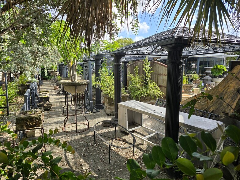 102 N Federal Hwy, Dania, FL à louer - Photo de l’immeuble – Image 3 sur 15