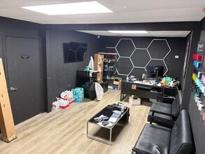 4990 SW 52nd St, Fort Lauderdale, FL à louer Photo intérieure– Image 2 sur 6