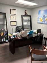 2231 N University Dr, Pembroke Pines, FL à louer Photo intérieure– Image 2 sur 10