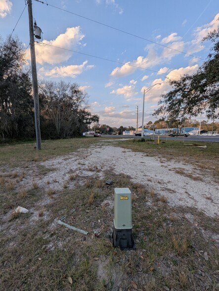 275 S Highway 17 Hwy, East Palatka, FL à vendre - Photo de l’immeuble – Image 3 sur 17