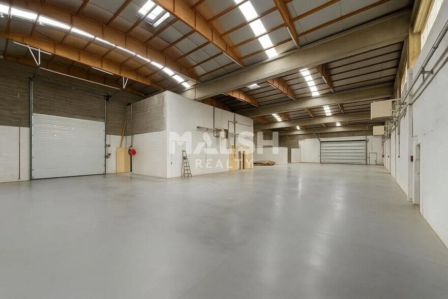 Bureau dans Chassieu à louer - Photo intérieure – Image 3 sur 10