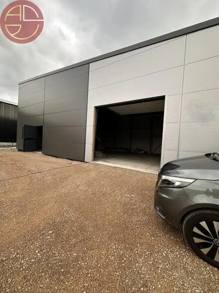 Industriel/Logistique dans Rouffiac-Tolosan à louer - Photo de l’immeuble – Image 2 sur 6