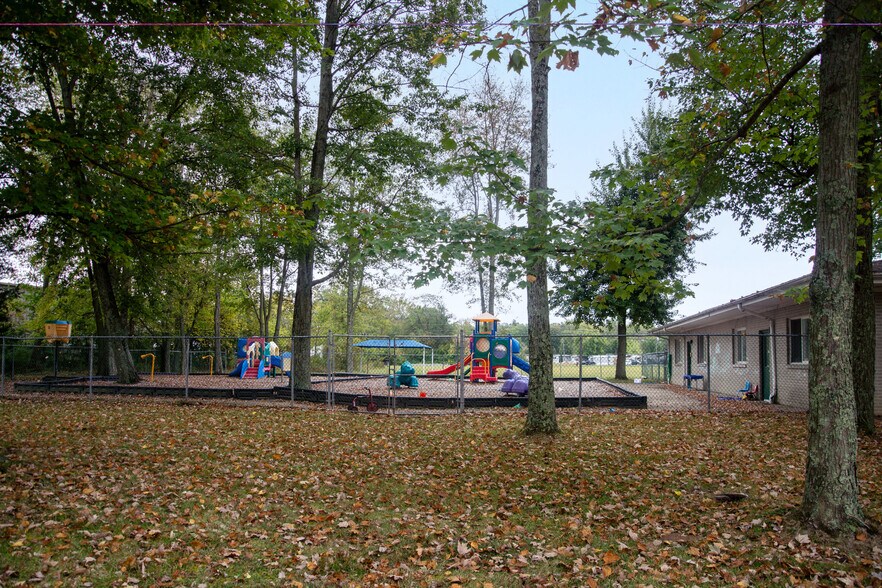 6400 Patricia Blvd, Goshen, OH à louer - Photo de l’immeuble – Image 3 sur 4