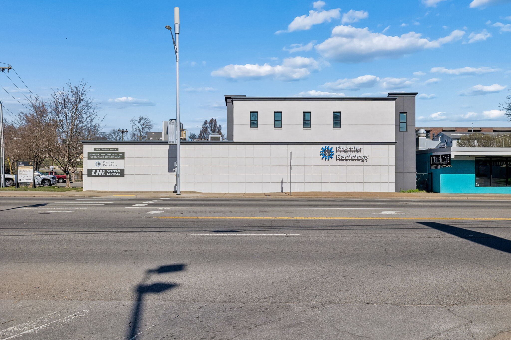 1718 Charlotte Ave, Nashville, TN à louer Photo principale– Image 1 sur 40
