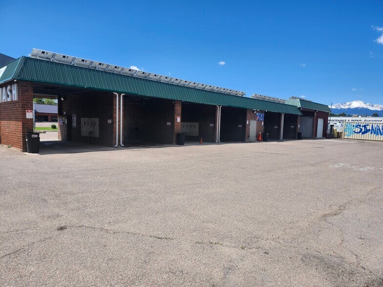 3680 Jeannine Dr, Colorado Springs, CO à vendre - Photo de l’immeuble – Image 3 sur 10