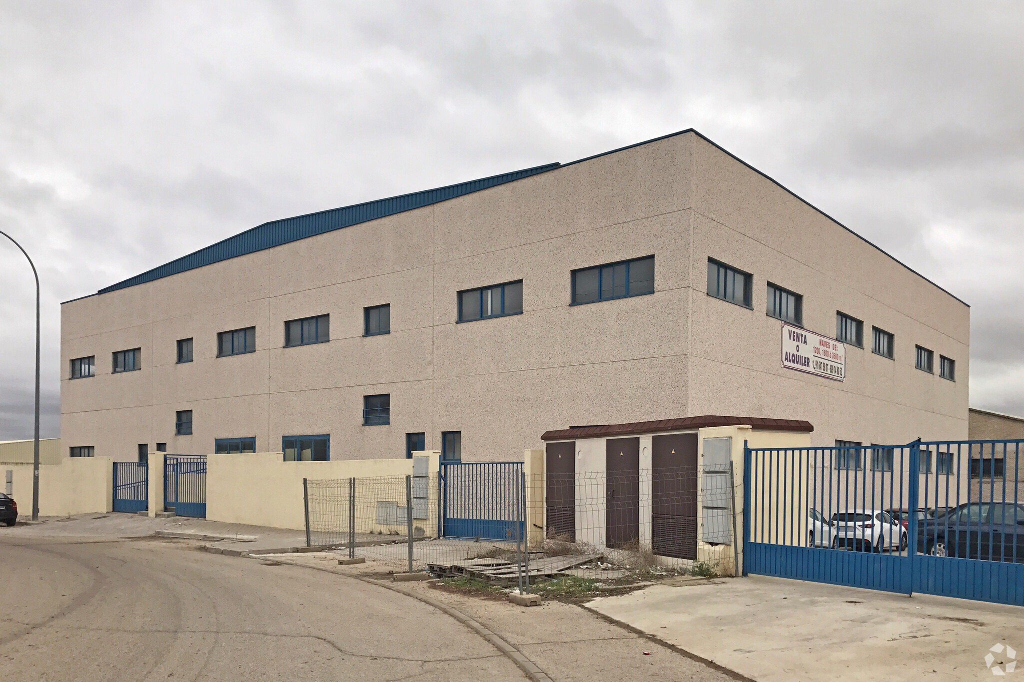 Industriel/Logistique dans Móstoles, Madrid à vendre Photo de l’immeuble– Image 1 sur 9
