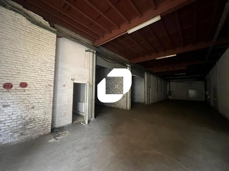 Local d'activités dans Raismes à vendre - Photo de l’immeuble – Image 3 sur 11
