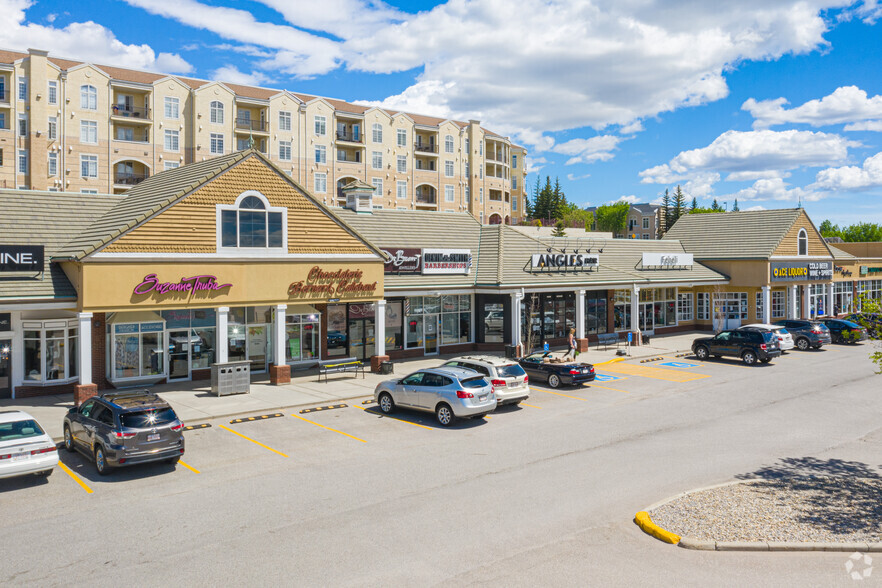 5005 Dalhousie Dr NW, Calgary, AB à louer - Photo principale – Image 1 sur 8