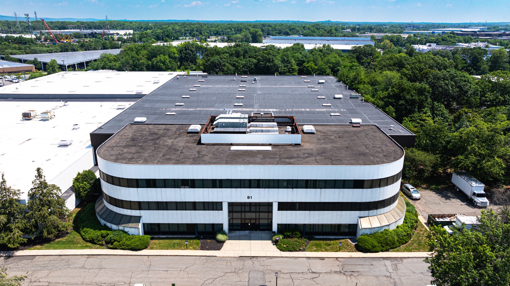 91 New England Ave, Piscataway, NJ à louer Aérien– Image 1 sur 14
