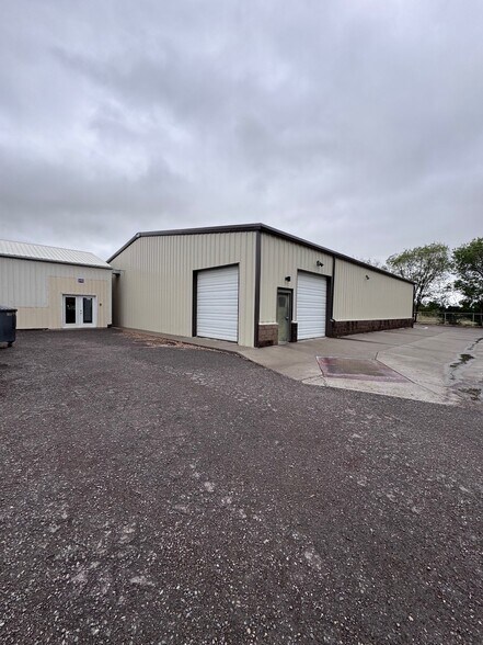 2180 E Main St, Montrose, CO à louer - Photo de l’immeuble – Image 1 sur 31