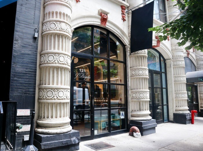 121 E 27th St, New York, NY à louer Photo de l’immeuble– Image 1 sur 4