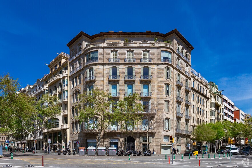 Bureau dans Barcelone, Barcelona à louer - Photo principale – Image 1 sur 4