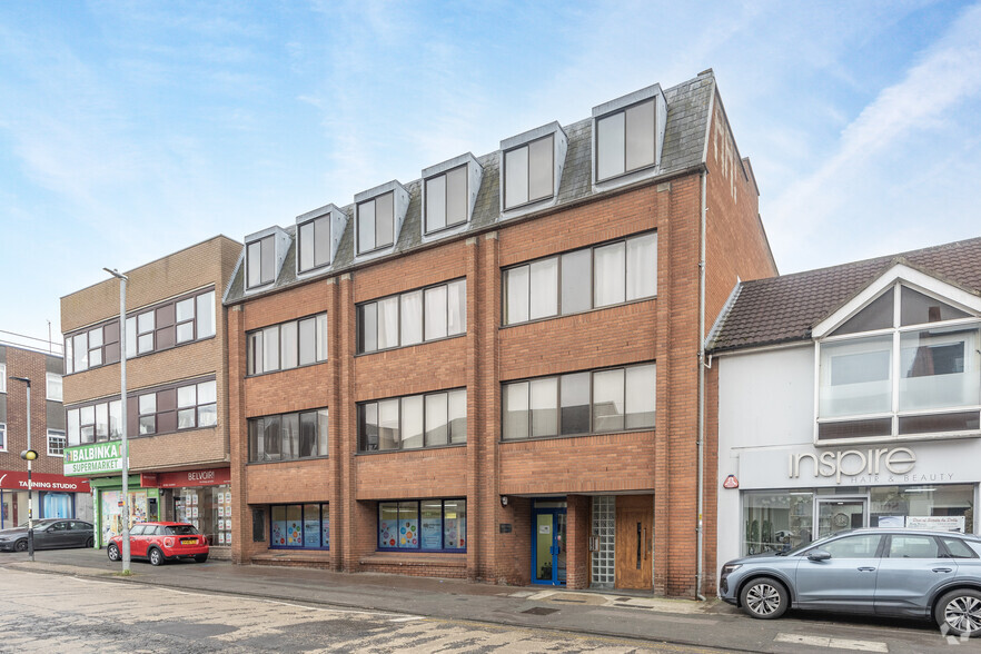 47-49 Commercial Rd, Swindon à vendre - Photo principale – Image 1 sur 3