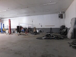 615 Front St, Whitehall, PA à louer Photo intérieure– Image 2 sur 6