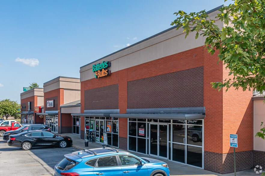 4500 W Walnut St, Rogers, AR à louer - Photo principale – Image 1 sur 1