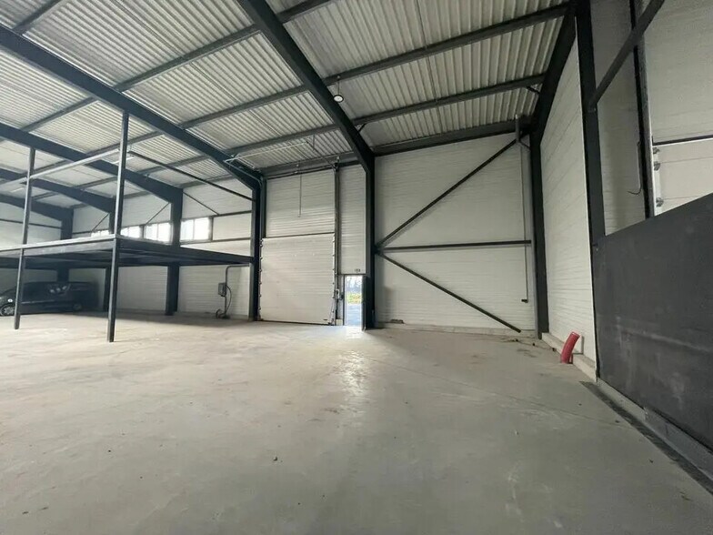 Industriel/Logistique dans Couëron à louer - Photo de l’immeuble – Image 1 sur 5