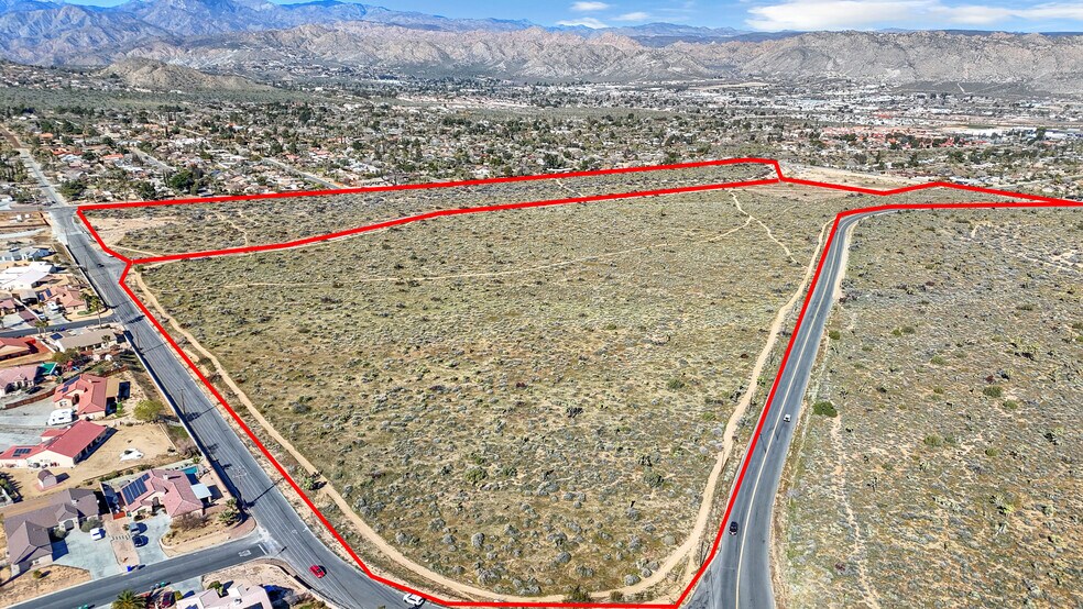 Joshua Ln & Golden Bee Dr, Yucca Valley, CA à vendre - Photo de l’immeuble – Image 2 sur 15