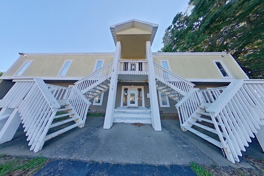 5113 N Davis Hwy, Pensacola, FL à louer - Photo de l’immeuble – Image 1 sur 15