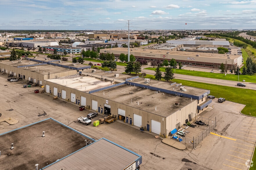 4402-4442 97th St NW, Edmonton, AB à louer - Aérien – Image 2 sur 2