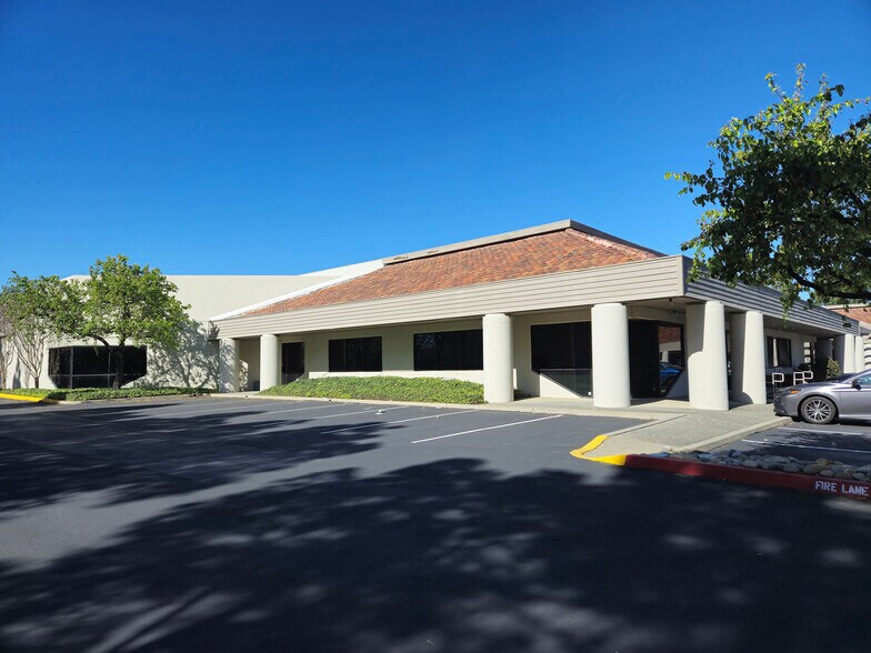 48507 Milmont Dr, Fremont, CA à louer - Photo de l’immeuble – Image 1 sur 5