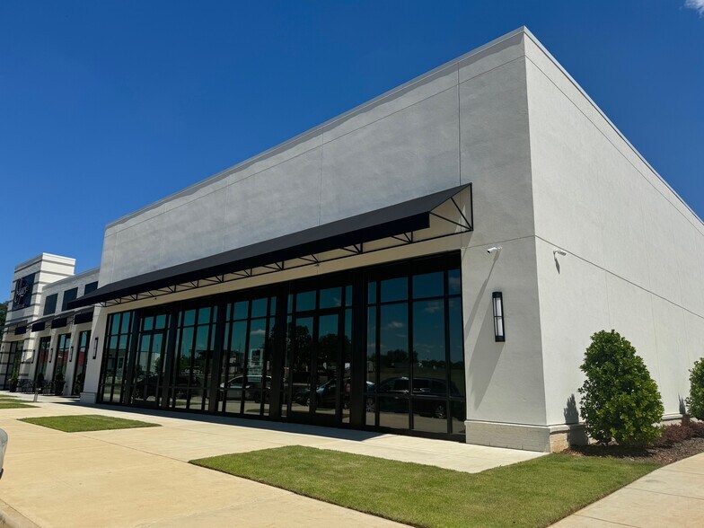 125 Stadium Way, Madison, AL à louer - Photo de l’immeuble – Image 3 sur 4