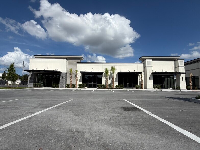 2535 Ocoee Apopka Rd, Apopka, FL à louer - Photo de l’immeuble – Image 2 sur 10