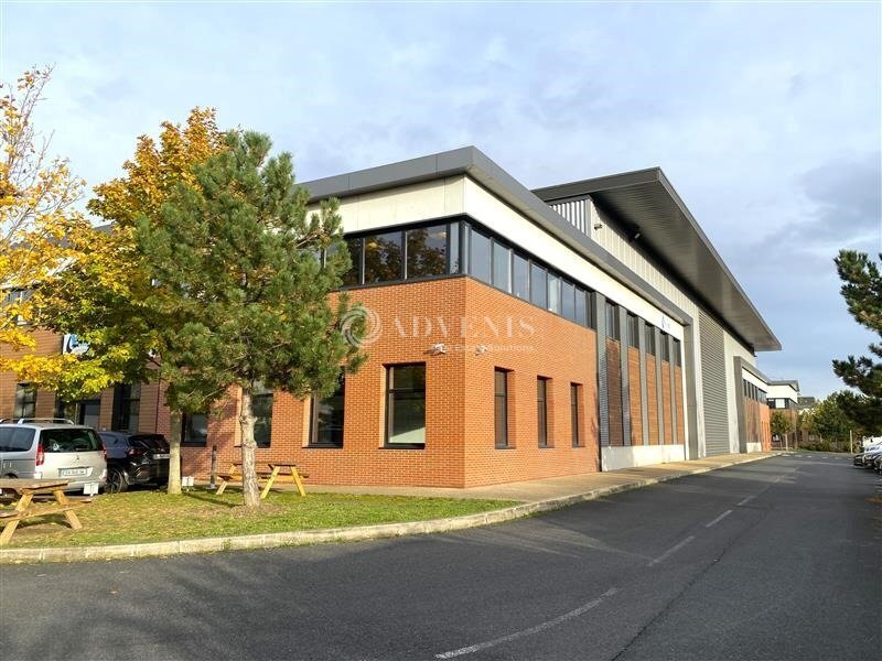 Local d’activités dans Gennevilliers à louer Photo de l’immeuble– Image 1 sur 7