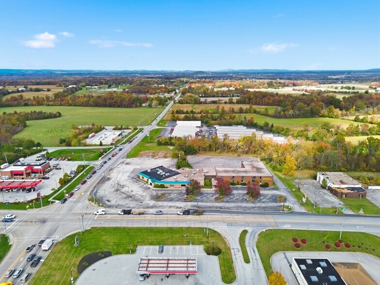 6110 & 6170 York Rd portefeuille de 2 biens à vendre sur LoopNet.fr - Aérien – Image 3 sur 11