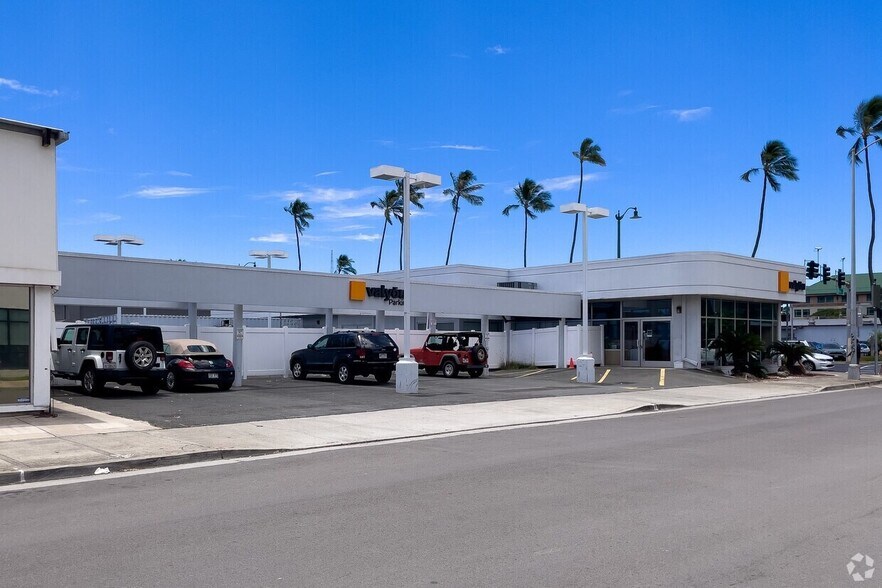 704 Ala Moana Blvd, Honolulu, HI à louer - Photo de l’immeuble – Image 2 sur 3