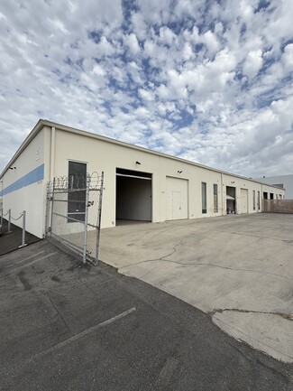 Plus de détails pour 1715-1753 E Borchard Ave, Santa Ana, CA - Industriel/Logistique à louer