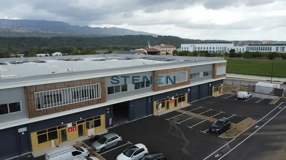 Local d'activités dans Rousset à vendre - Photo de l’immeuble – Image 2 sur 6