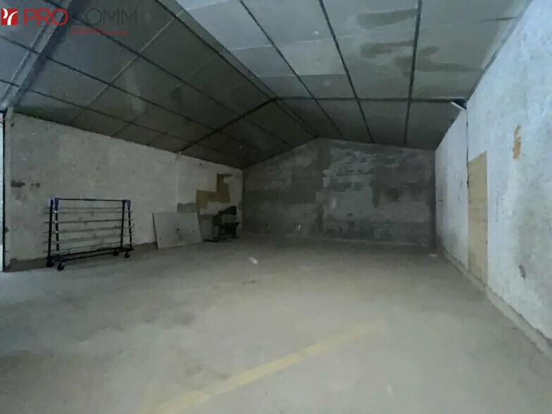 Industriel/Logistique dans Barbentane à louer - Photo de l’immeuble – Image 2 sur 4