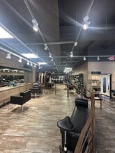 515-525 S Washington Ave, Royal Oak, MI à louer Photo intérieure– Image 2 sur 3